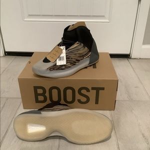 Brand New Yeezy QNTM Boost Size 14